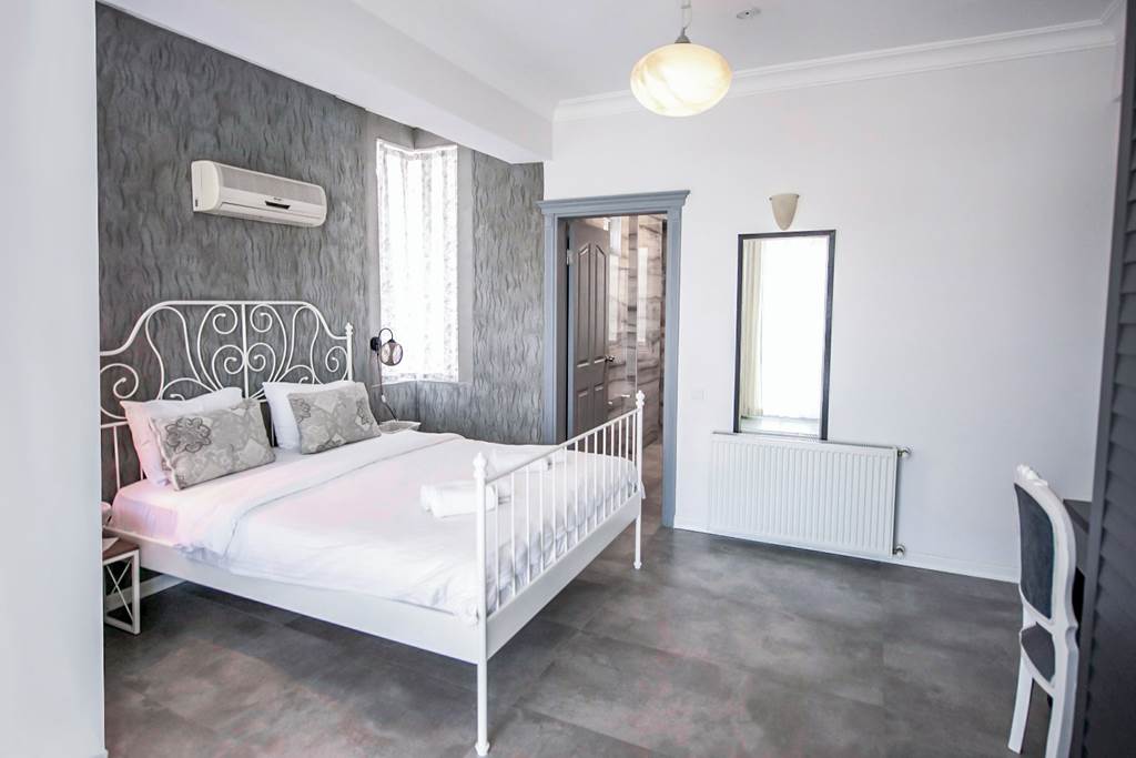 DLM_84144_Villa_Pegasus_Evi_0822_02.jpg