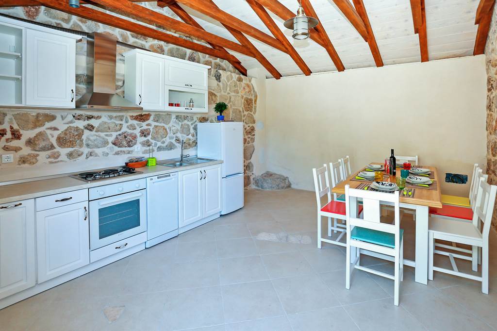 DBV_83508_Villa_Kamen_0122_07.jpg