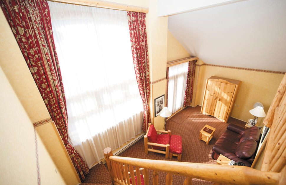 Brewsters-Mountain-Lodge-8.jpg