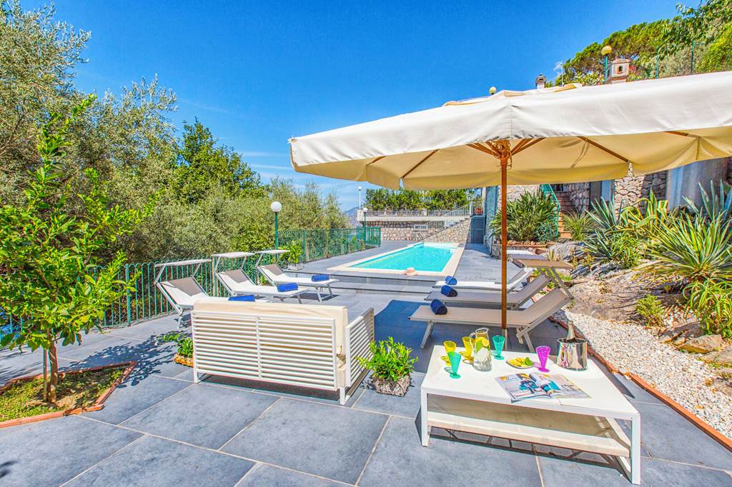NAP_88869_Villa_Sorrento_Heights_0125_50.jpg