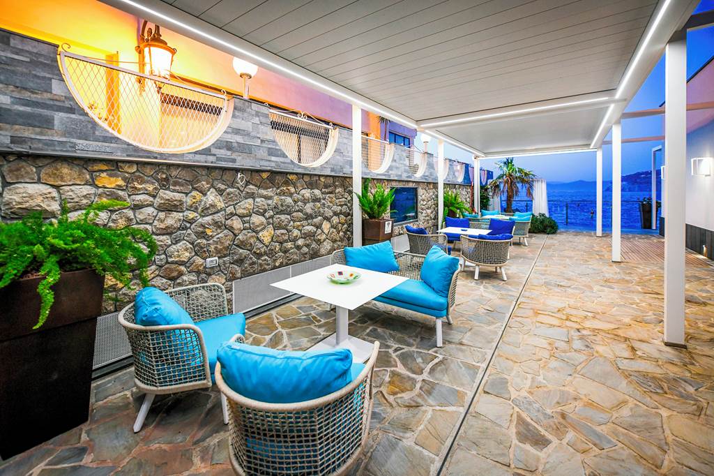 NAP_84511_Villa_Rockpool_1022_06.jpg