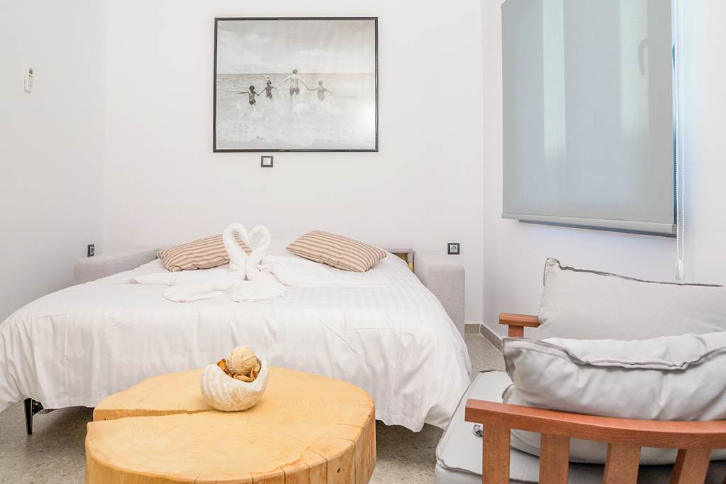 KGS_80741_Angela_Suites_&_Apartments_0719_26.jpg
