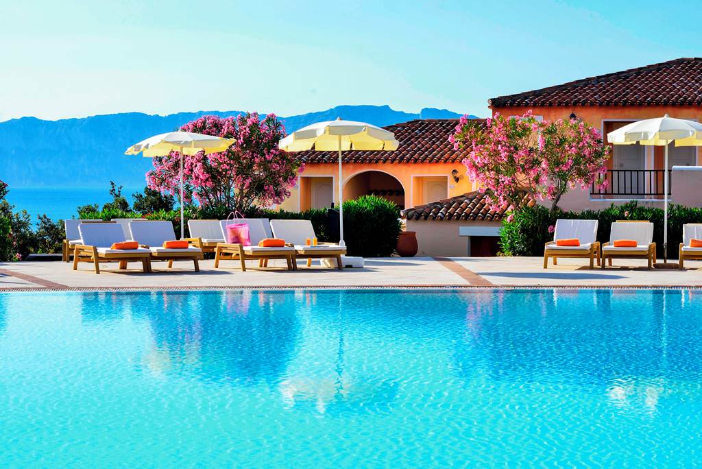 OLB_82961_VOI_Colonna_Village_0321_11.jpg