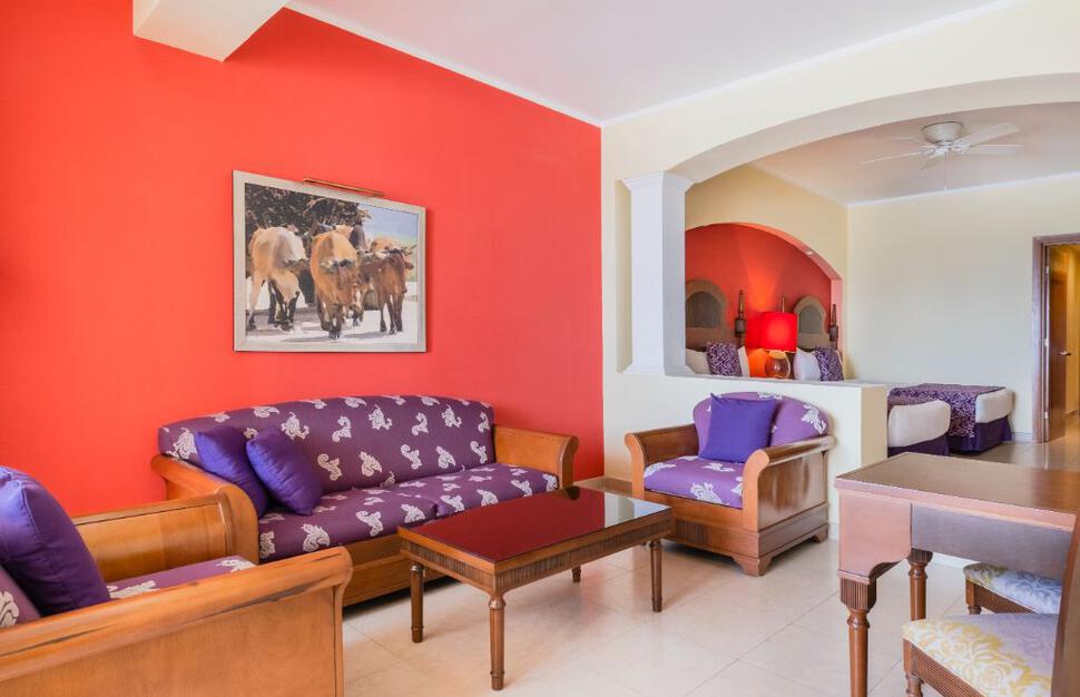 IBEROSTAR-Selection-Rose-Hall-Suite-10.jpg