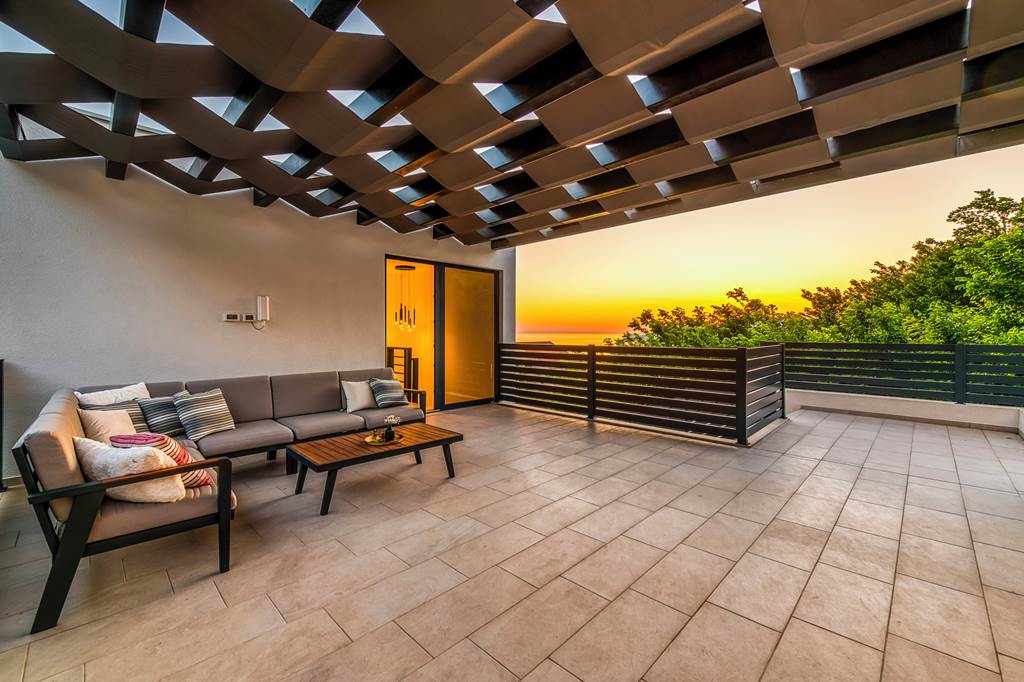 DBV_87940_Villa_Coastal_Bliss_0824_13.jpg