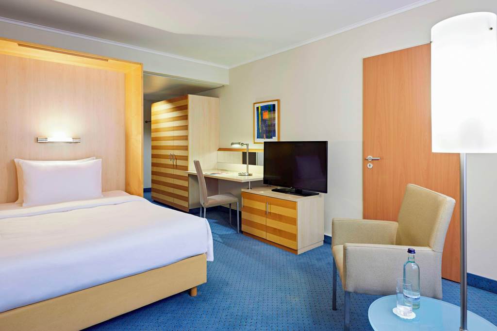 CGN_79727_Lindner_Hotel_Dom_Residence_0824_04.jpg