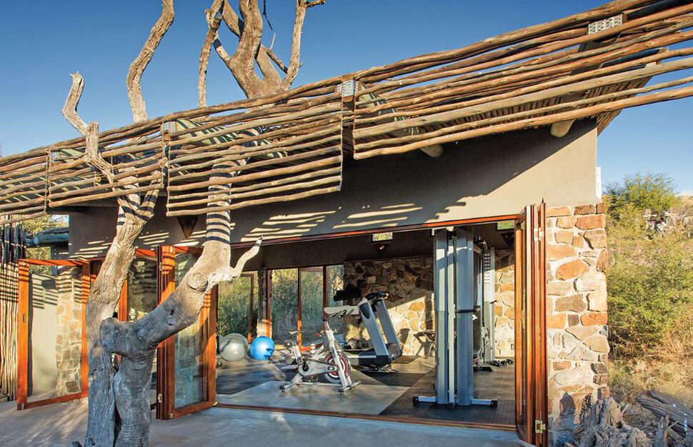 Tuningi-Safari-Lodge-5.jpg
