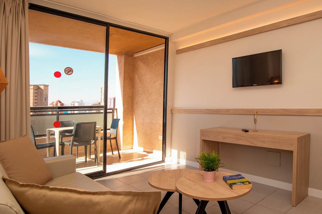 ALC_85143_Dynastic_Rooms_Apartments_0424_03.jpg