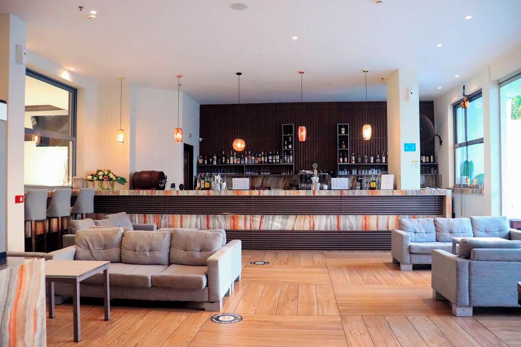 RHO_83371_Castellum_Suites_0424_10.jpg