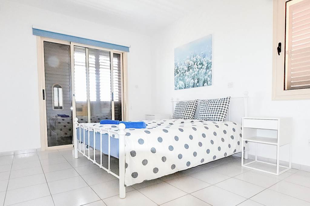PFO_87942_Villa_Adeline_0824_01.jpg