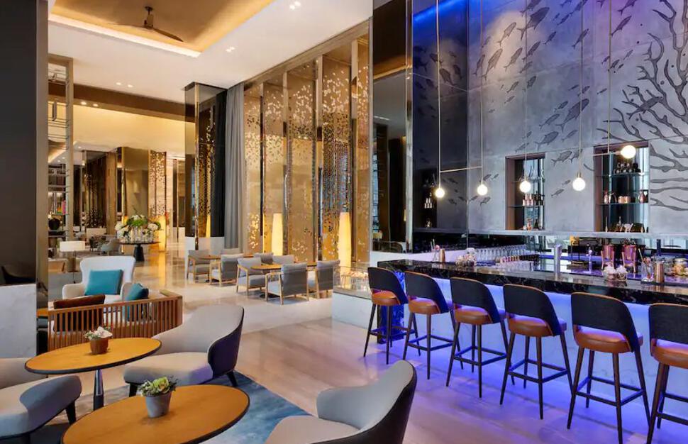 Hilton-Abu-Dhabi-Yas-Island-8.jpg
