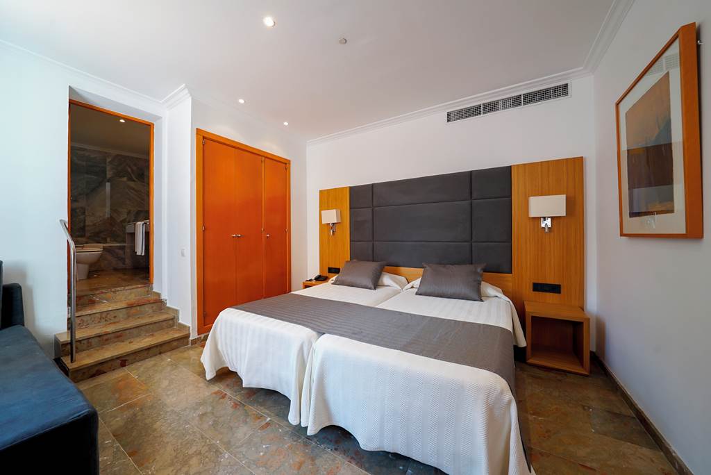 PMI_75_Hotel_Artmadams_1121_24.jpg
