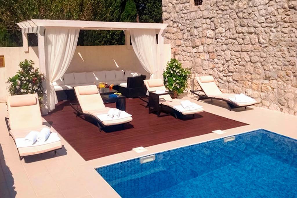 DBV_83497_Villa_Le_Jardin_0122_15.jpg