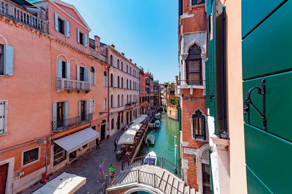 VCE_80502_Palazzo_San_Lorenzo_1219_05.jpg