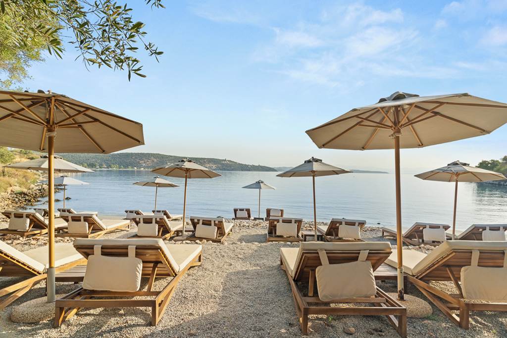 KLX_88377_100_Rizes_Luxury_Sea_Side_Resort_1124_09.jpg