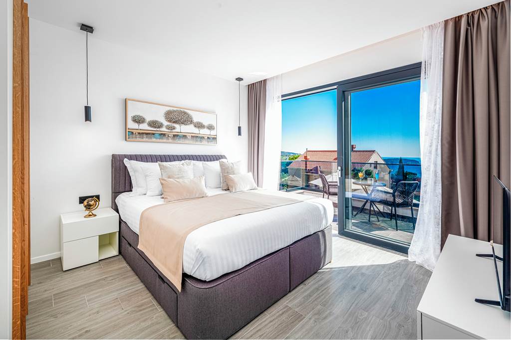 DBV_87940_Villa_Coastal_Bliss_0824_04.jpg