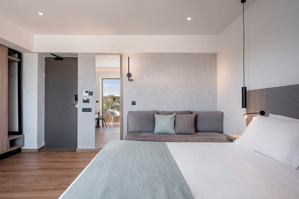 CHQ_81191_Myrion_Beach_Hotel_0224_32.jpg