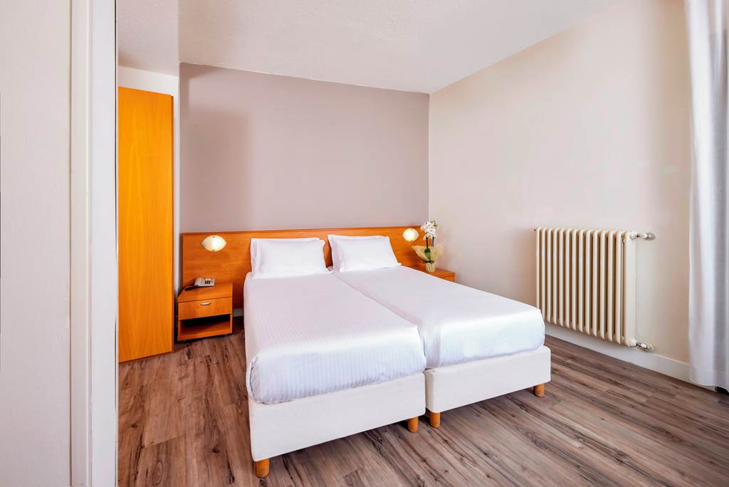 VRN_72922_Hotel_Royal_Village_0122_06.jpg