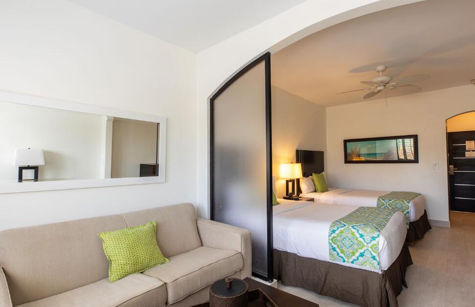 Ports-of-Call-Resort-1.jpg
