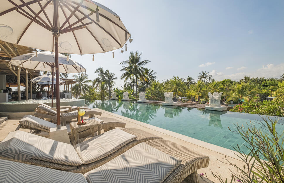 Bali-Mandira-Beach-Resort-Spa-10.jpg