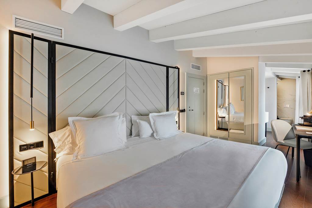 PMI_79552_Summum_Prime_Boutique_Hotel_0124_06.jpg