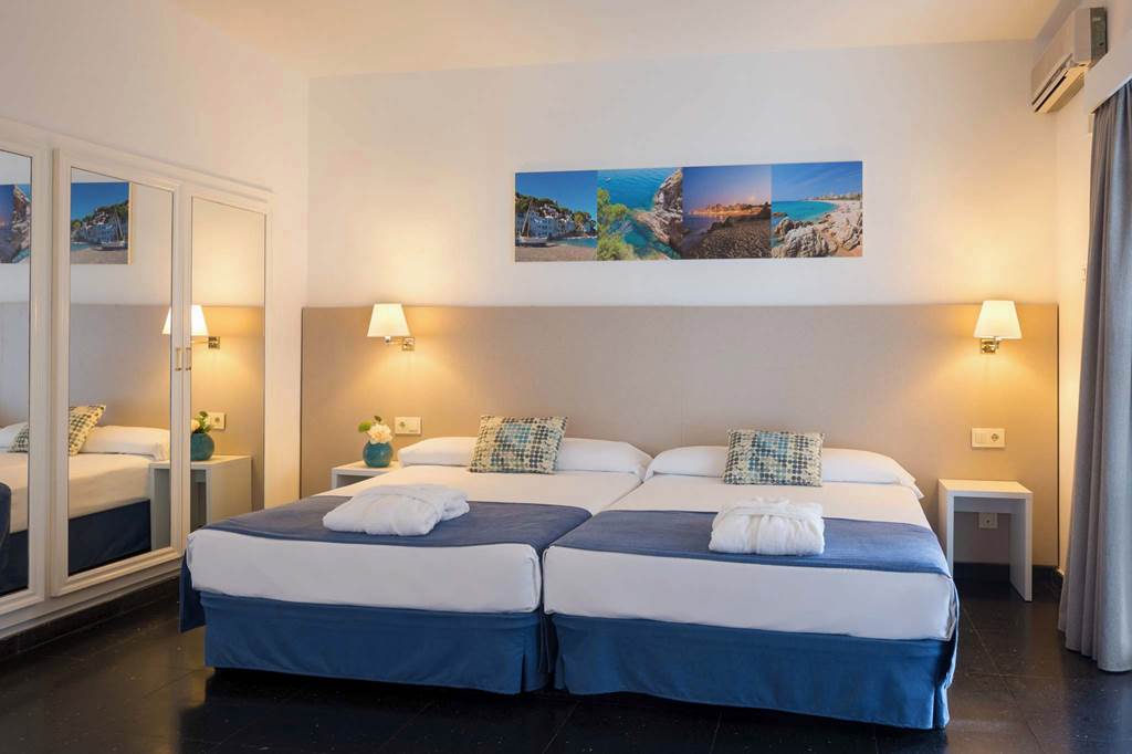 GRO_73531_htop_Caleta_Palace_1222_01.jpg