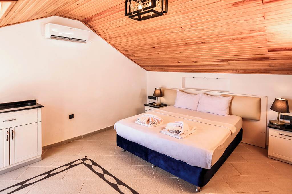 DLM_88641_Sertil_Deluxe_Tropical_Suites_1224_10.jpg