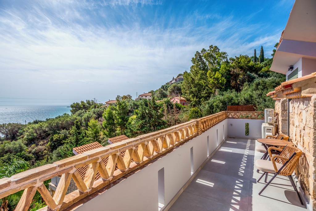 ZTH_86884_Villa_Yiannis_0724_05.jpg