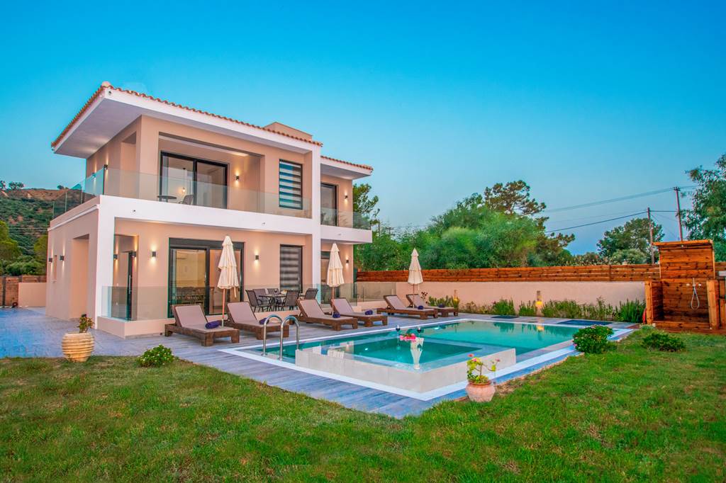 ZTH_87345_Villa_Sokrates_and_Oresti_0324_04.jpg