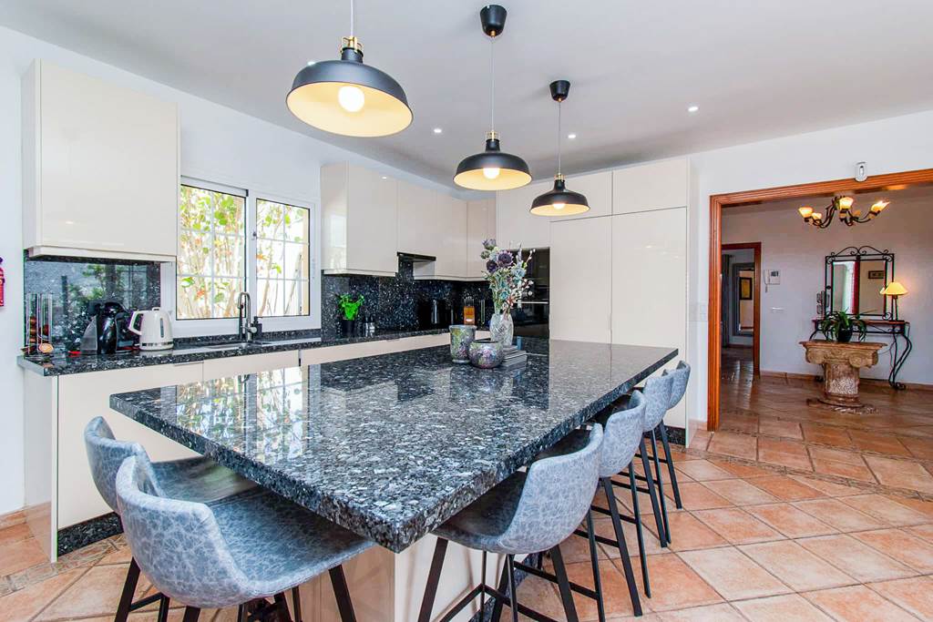 TFS_86076_Villa_Guapa_0923_01.jpg