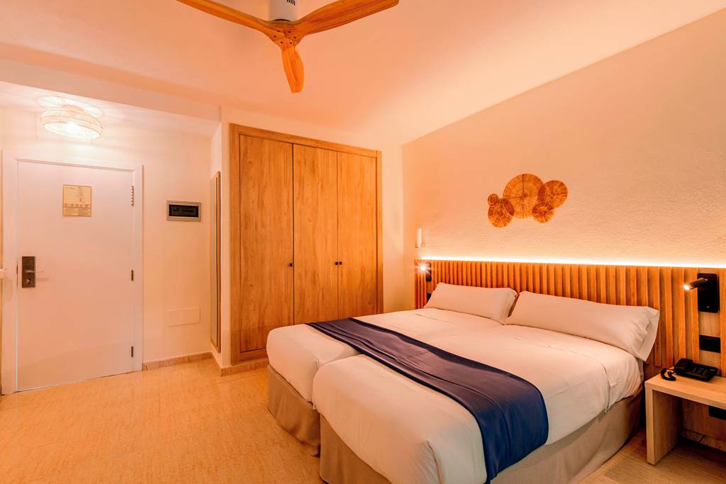 IBZ_71850_Apartments_El_Pinar_0524_14.jpg