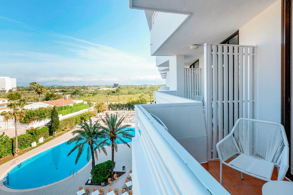 PMI_82505_AluaSoul_Alcudia_Bay_1120_04.jpg
