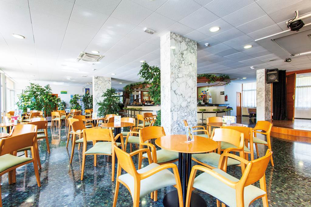 GRO_73180_OASIS_TOSSA_HTL_A&_SPA_0615_12.jpg