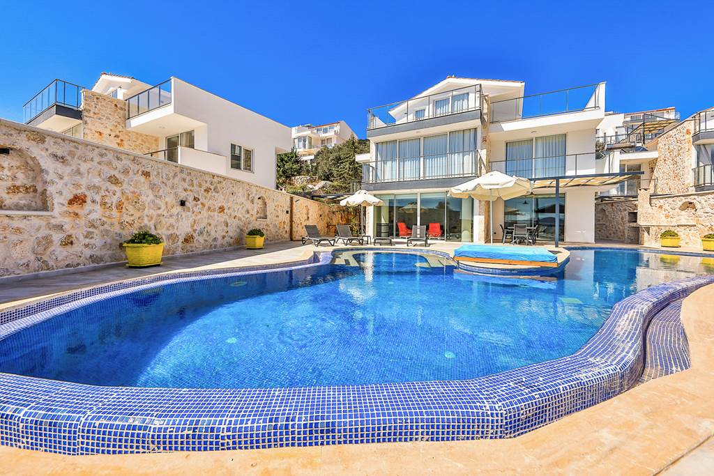 DLM_88631_Villa_Elia_Sun_1224_11.jpg