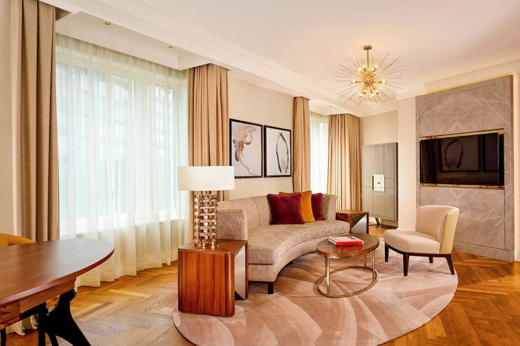 BER_85626_The_Ritz-Carlton_Berlin_0623_04.jpg