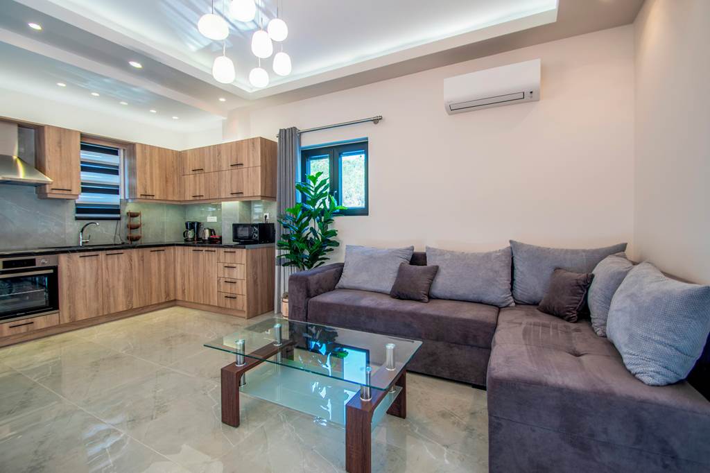 ZTH_87345_Villa_Sokrates_and_Oresti_0324_07.jpg