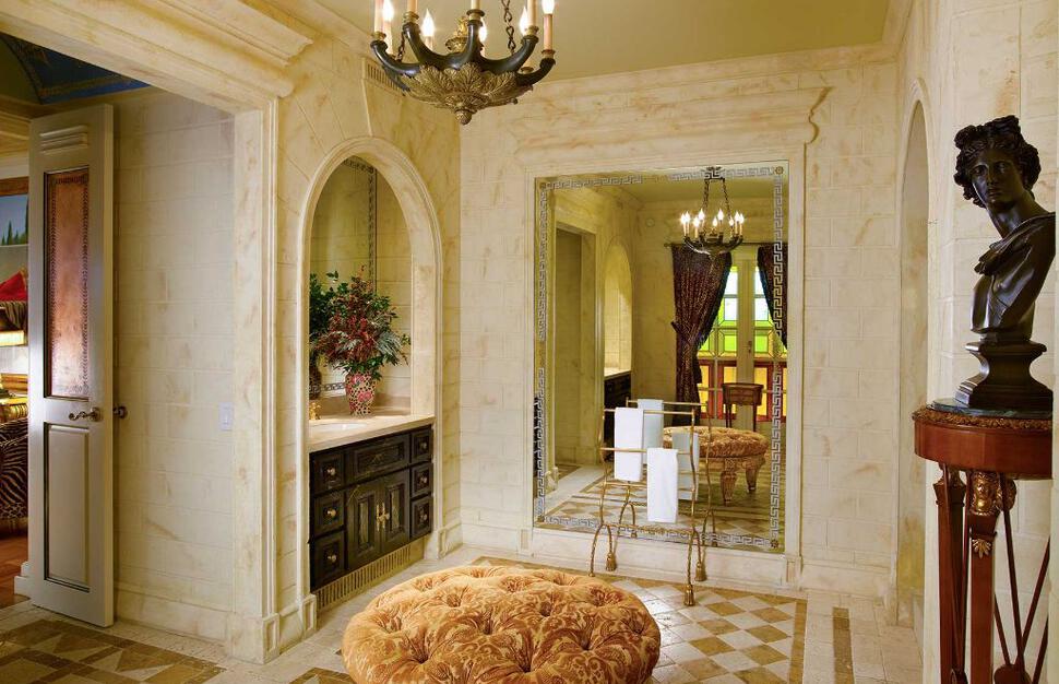 Villa-Casa-Casuarina-At-The-Former-Versace-Mansion-10.jpg