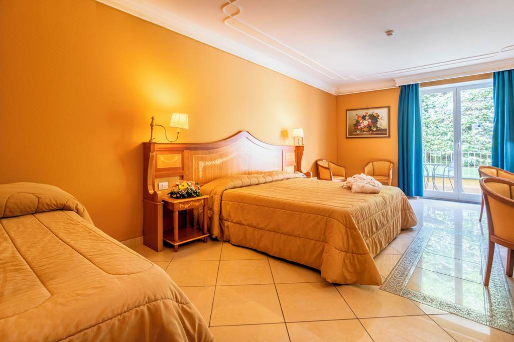NAP_73331_Grand_Hotel_La_Pace_0523_38.jpg