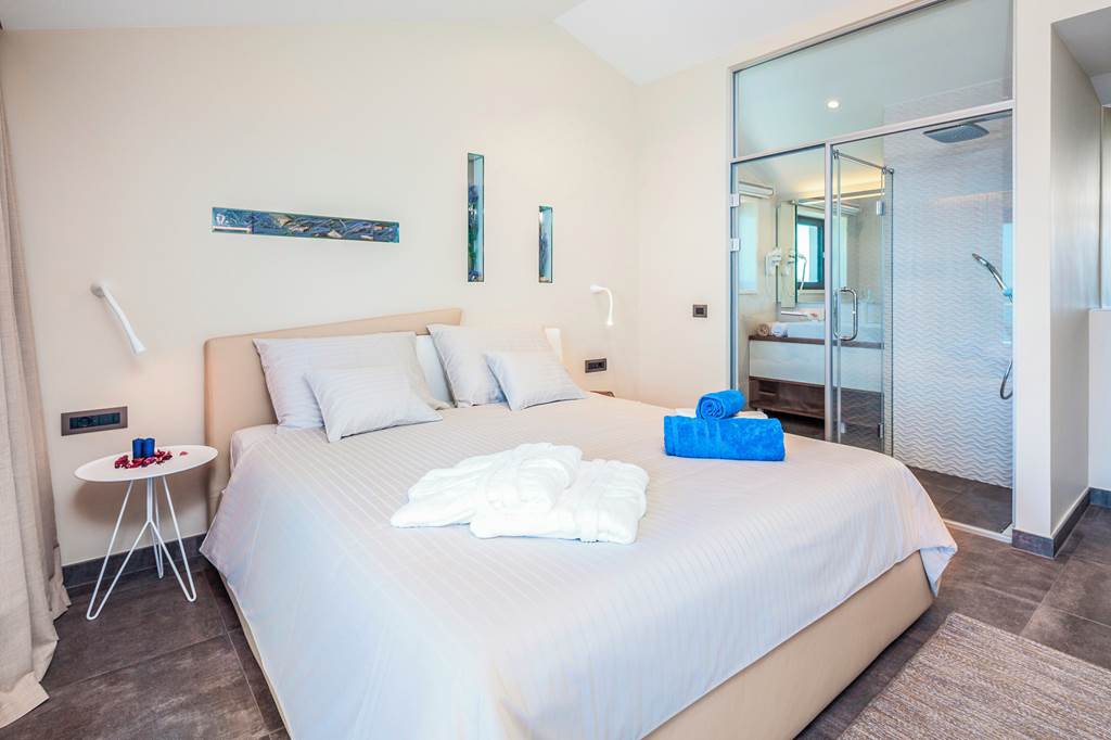 SPU_88756_Villa_Polished_Stone_0125_09.jpg