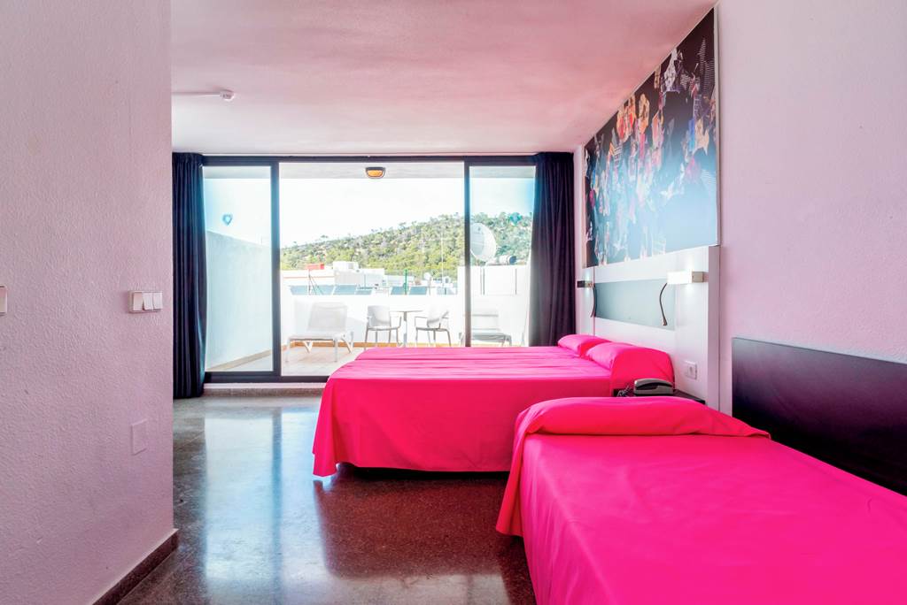 IBZ_70499_Ibiza_Rocks_1122_05.jpg
