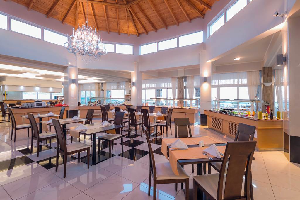 KGS_73978_Grand_Blue_Beach_Hotel_1023_02.jpg