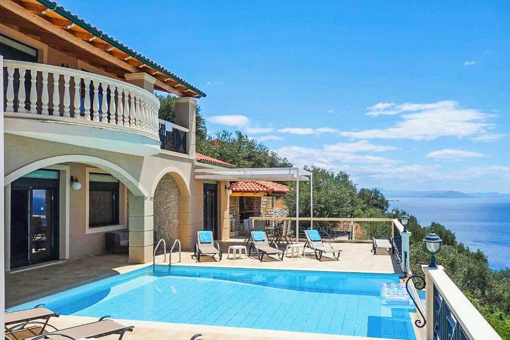 CFU_86773_Villa_Anna_Nissaki_1223_13.jpg