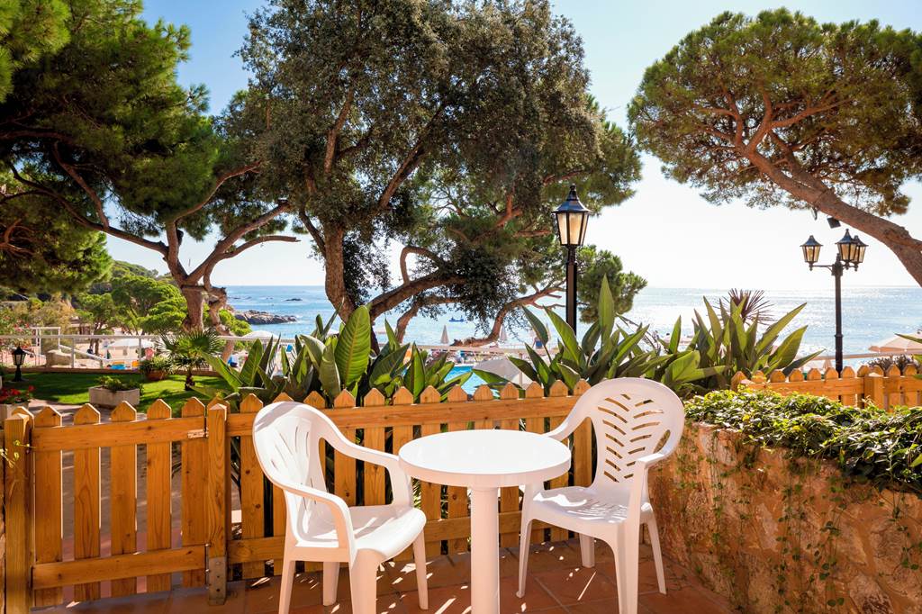 GRO_73531_htop_Caleta_Palace_0424_09.jpg