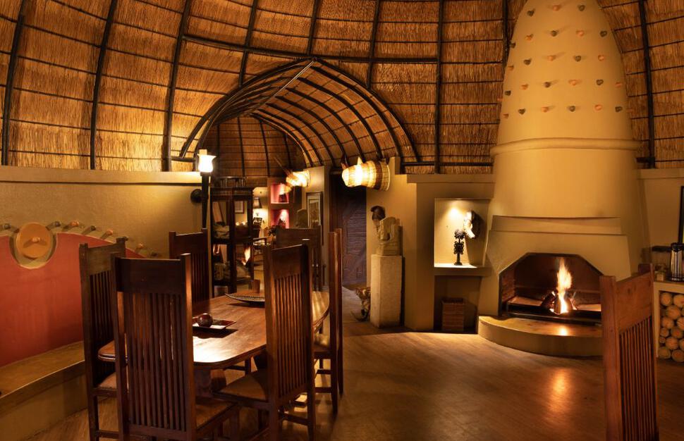 Hoyo-Hoyo-Safari-Lodge-10.jpg