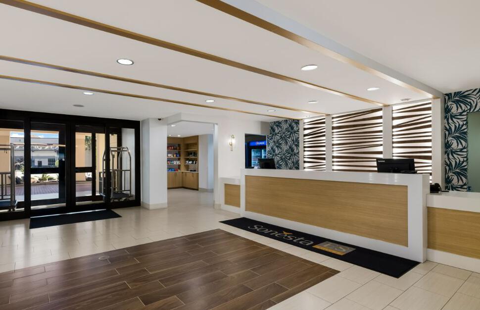 Sonesta-ES-Suites-Orlando-International-Drive-4.jpg