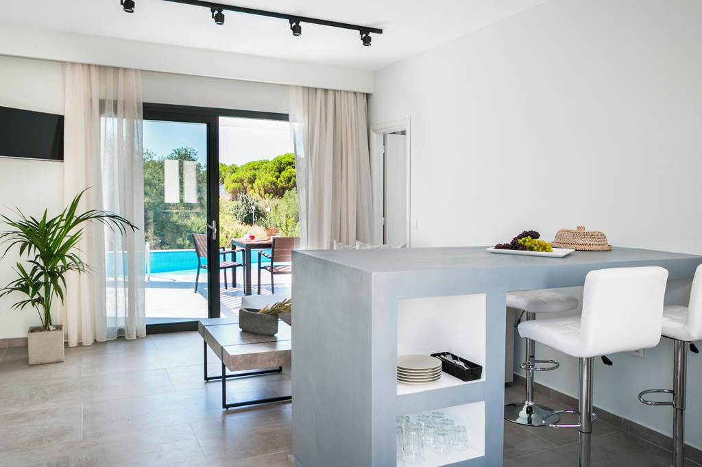 EFL_86466_Villa_Le_Ciel_1123_02.jpg