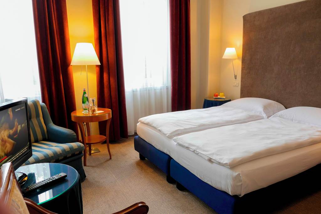 VRN_86624_Hotel_Villa_Miravalle_1223_01.jpg