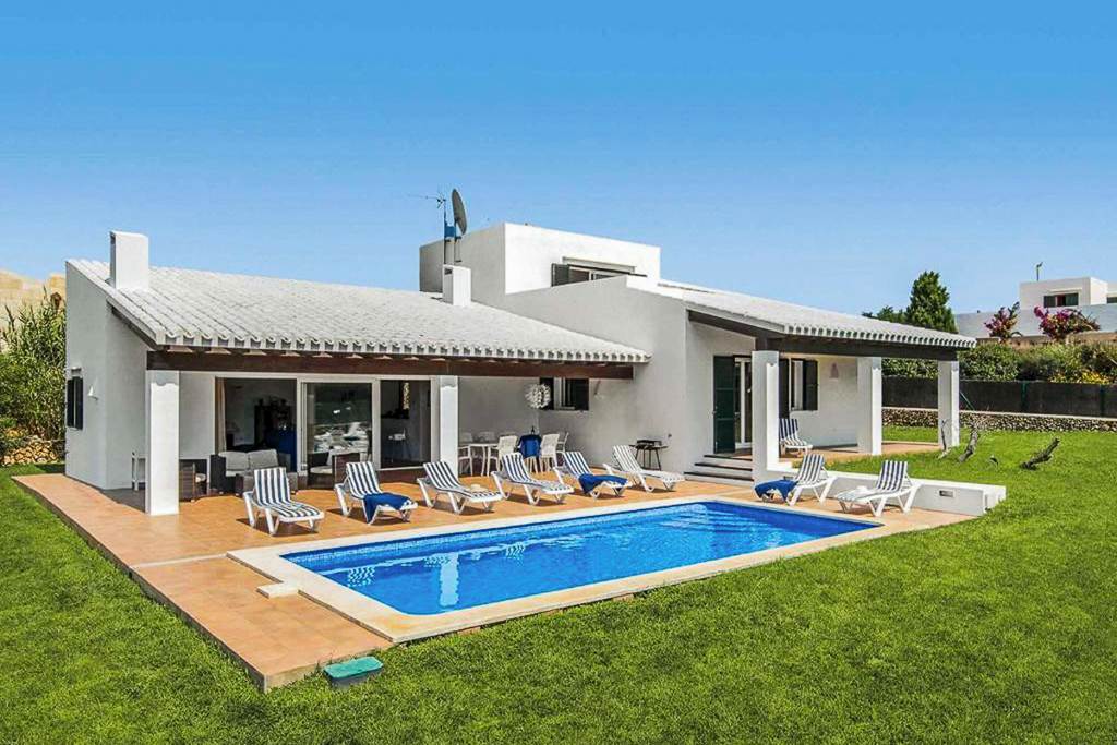 MAH_86628_Villa_Bini_Blanca_1223_01.jpg