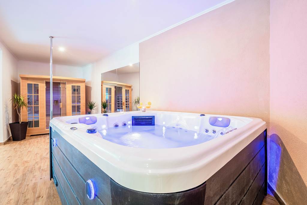 SPU_86553_Villa_Blissful_Breeze_1123_15.jpg
