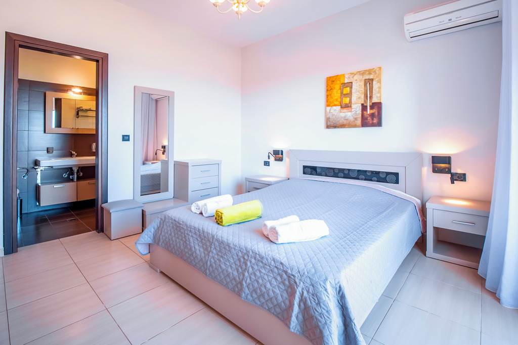 EFL_81819_Villa_Ilias_Skala_1121_06.jpg